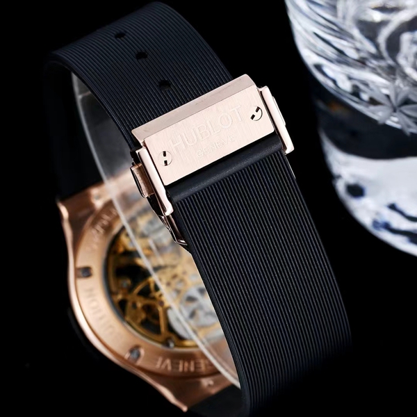 ウブロコピー時計全体デザイン